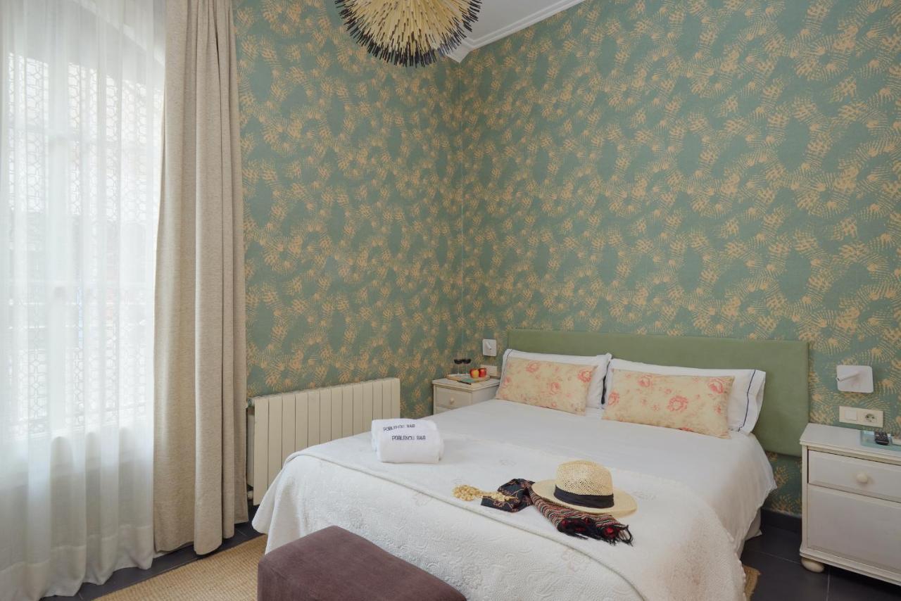 برشلونة Hostal Poblenou المظهر الخارجي الصورة