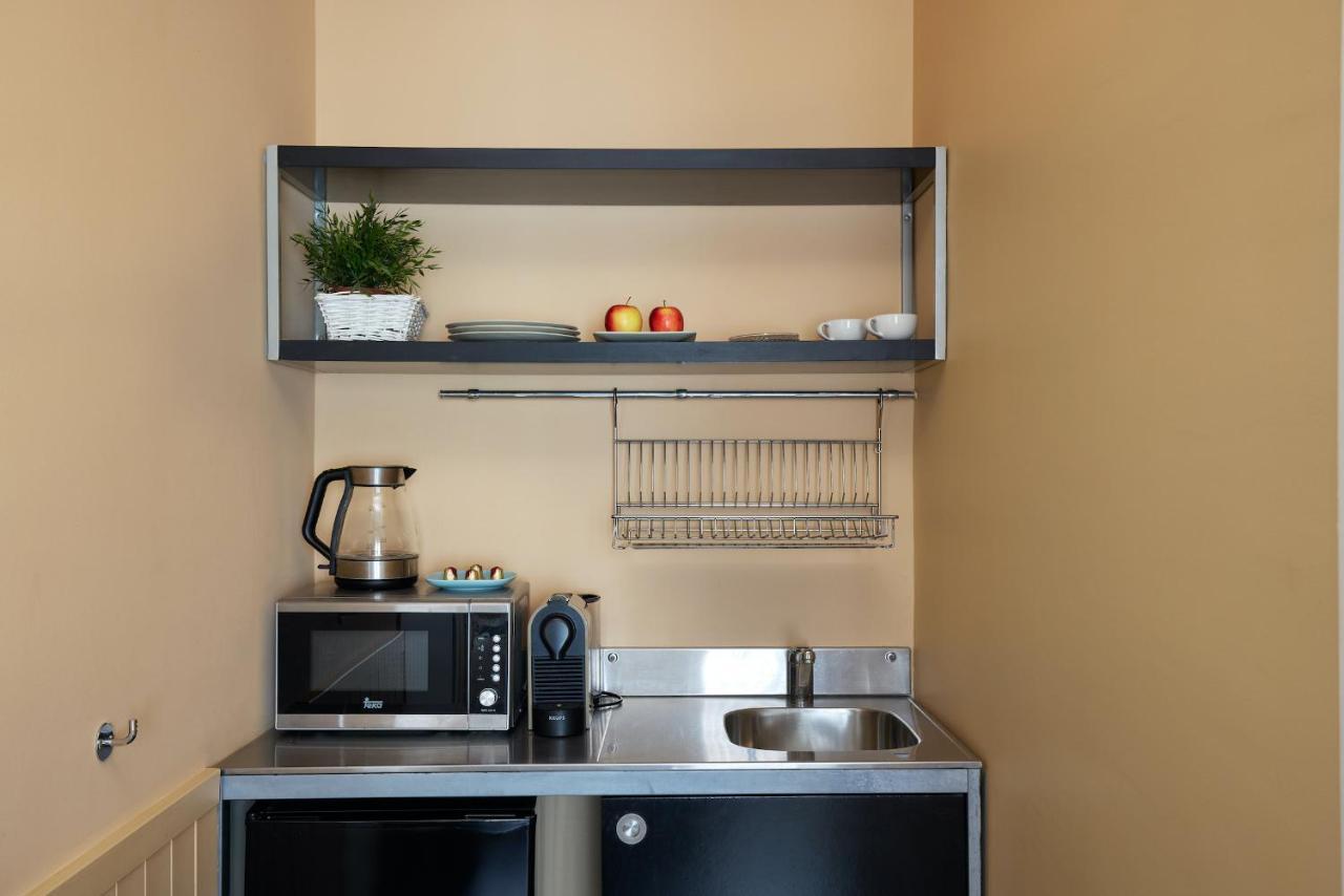 برشلونة Hostal Poblenou المظهر الخارجي الصورة