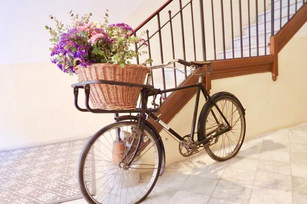 برشلونة Hostal Poblenou المظهر الخارجي الصورة