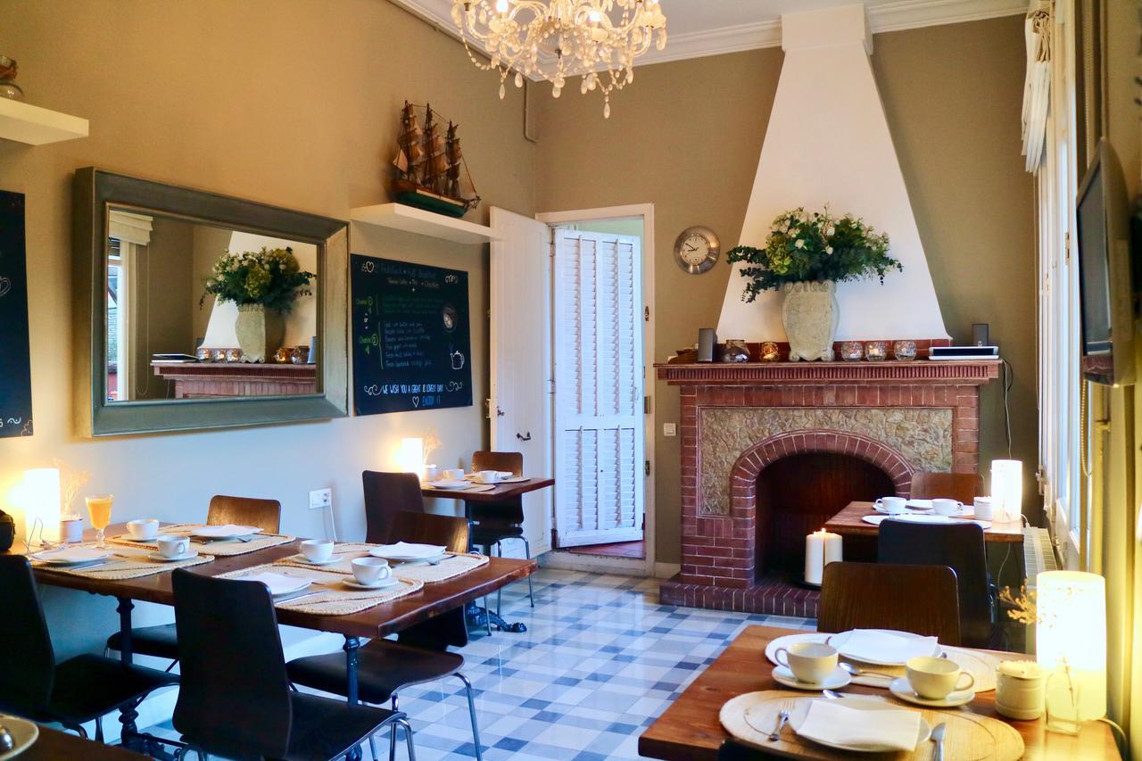 برشلونة Hostal Poblenou المظهر الخارجي الصورة